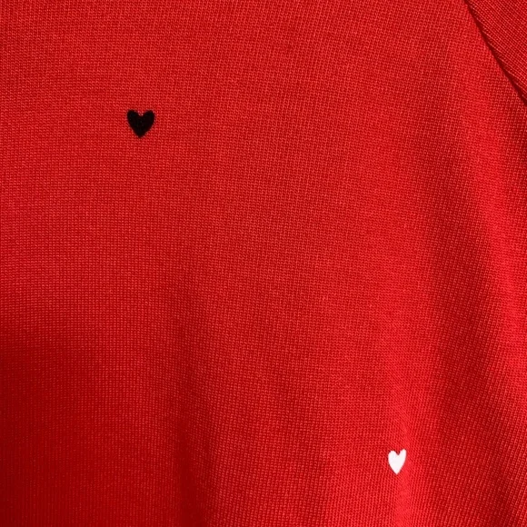 Sundry Raglan sleeve Heart print Sweatshirt Cherry - Picture 11 of 13